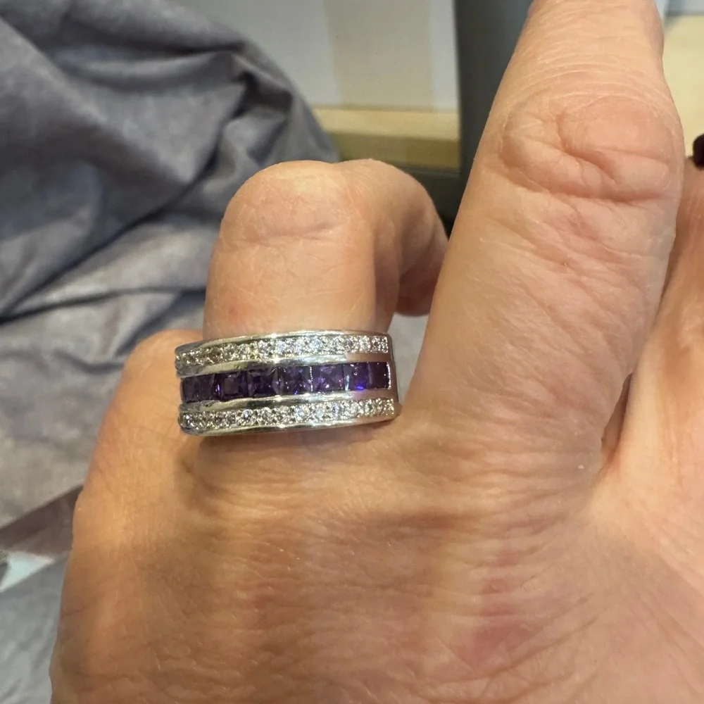 Elegant Sterling‎ Silver 925 & Purple baguette Cz Band Women's Ring Size 8